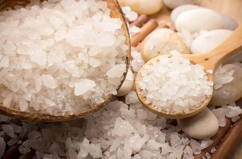 Himalayan salt crystals, close up